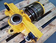 Volvo L30B - ZM2815784 - Articulation pivot pin